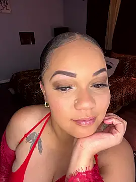 DestineeJayde online show from July 5, 6:08 am