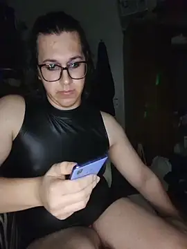 Daisy 150 online show from November 5, 9:20 pm