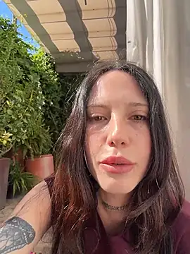 BellaGiaxx online show from April 2, 3:20 pm