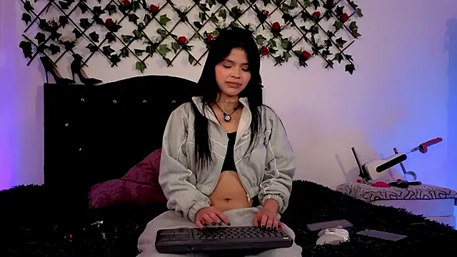 Alaia Asuka online show from February 9, 1:52 am