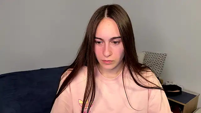 AliceKolltt online show from May 23, 8:40 pm