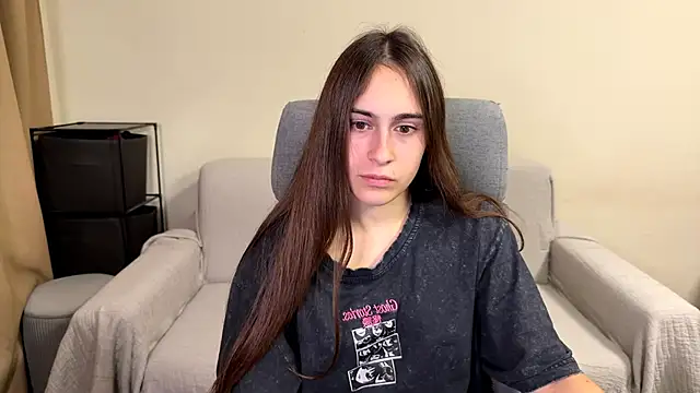 AliceKolltt online show from November 5, 5:18 pm