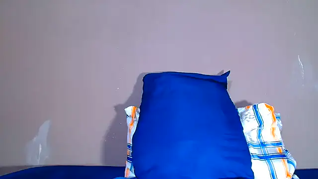 BERNINIBLUSHX89 online show from April 12, 8:33 pm