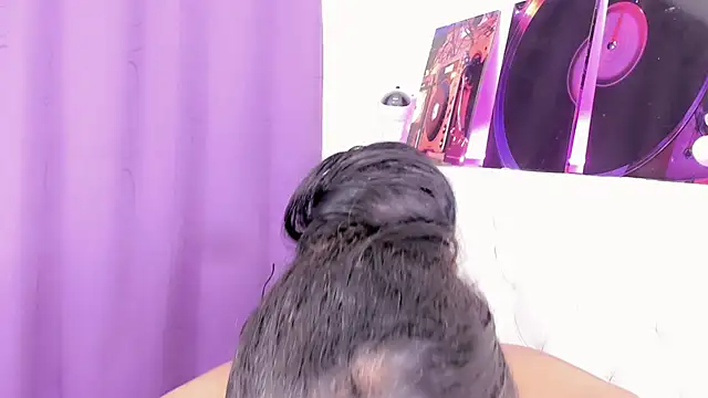 amal baddell online show from March 29, 4:11 am