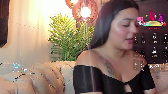 alina stark online show from February 28, 4:01 am