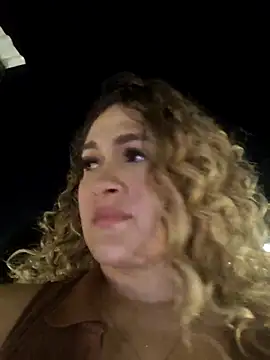 Sara smiiith211 online show from October 30, 12:13 am