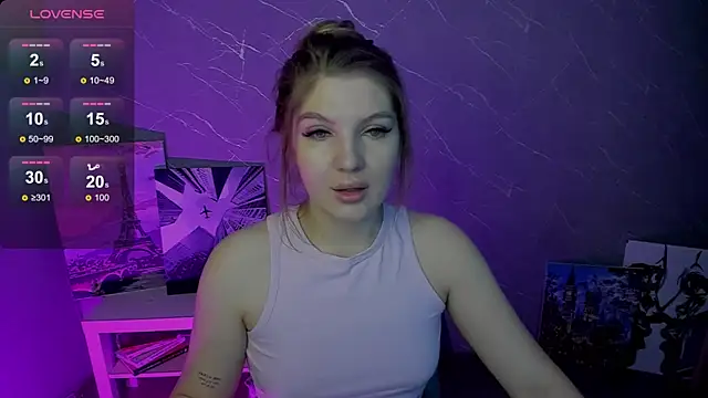 lily williamss online show from April 11, 1:33 am