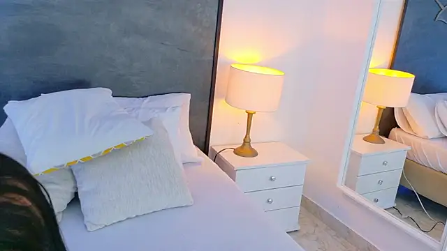 Snapshot of PamelaParrish chatting on October 20, 1:03 pm PamelaParrish online show from October 20, 1:03 pm