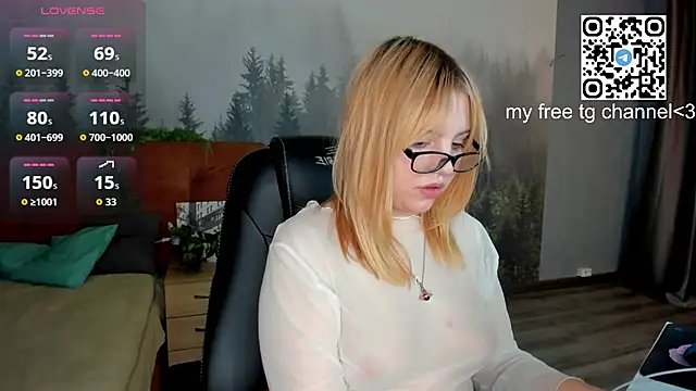 Stacy Luv online show from October 17, 1:09 am