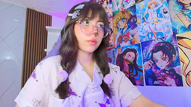 Snapshot of Purplee_Baby chatting on September 18, 3:27 am Purplee Baby online show from September 18, 3:27 am