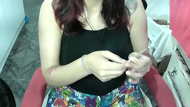 ManuEscarlate13 online show from March 31, 4:23 am