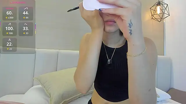 Snapshot of Dasha-b chatting on October 24, 9:55 pm Dasha-b online show from October 24, 9:55 pm