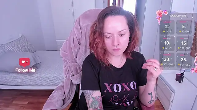 Snapshot of Domina_Deivis chatting on October 15, 11:35 am Domina Deivis online show from October 15, 11:35 am