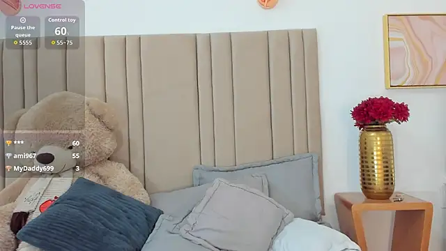 Snapshot of izadii chatting on September 10, 9:26 pm izadii online show from September 10, 9:26 pm