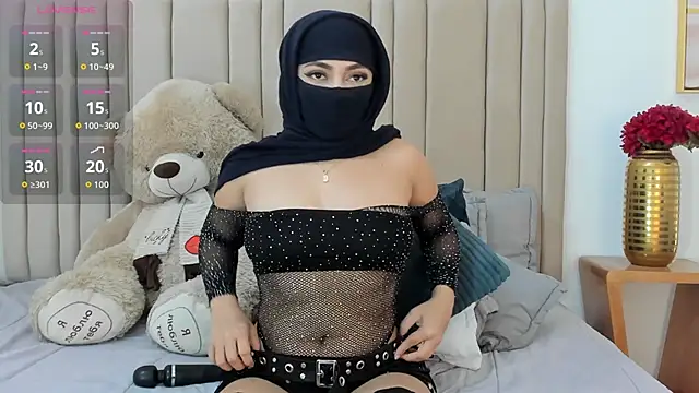 Snapshot of izadii chatting on September 23, 6:39 pm izadii online show from September 23, 6:39 pm