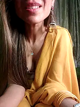 Snapshot of seductivegirl55 chatting on October 5, 6:46 pm seductivegirl55 online show from October 5, 6:46 pm