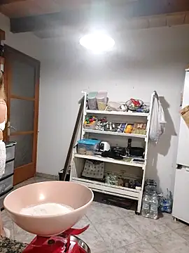 Snapshot of BecciDeluxe chatting on October 22, 9:20 pm BecciDeluxe online show from October 22, 9:20 pm