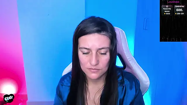 Saskyaa online show from January 31, 7:11 pm