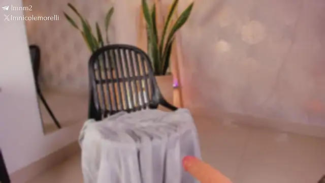 Nicolemorelli2 online show from March 25, 2:09 pm