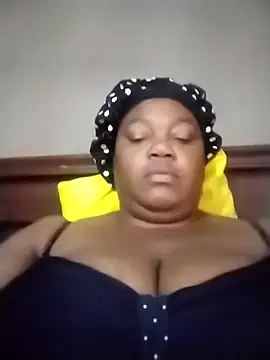 Snapshot of MATUREBUSSTY chatting on October 17, 5:21 am MATUREBUSSTY online show from October 17, 5:21 am