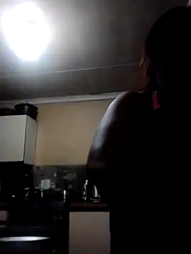 Snapshot of MATUREBUSSTY chatting on October 23, 5:19 pm MATUREBUSSTY online show from October 23, 5:19 pm