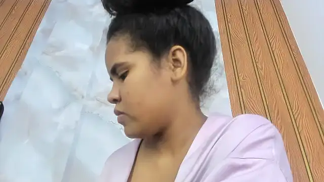 makena18 online show from October 5, 2:55 pm