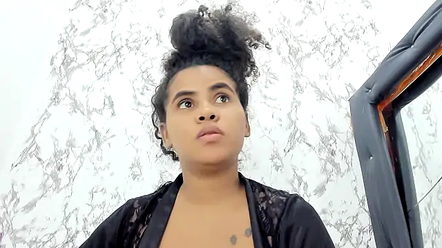 makena18 online show from October 20, 2:20 pm