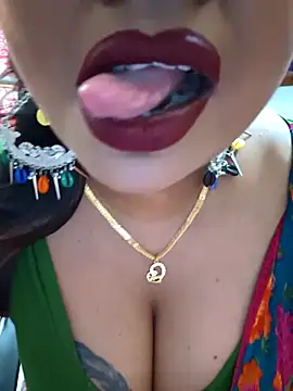 Snapshot of YR-SHIVANI chatting on September 27, 7:04 am YR-SHIVANI online show from September 27, 7:04 am