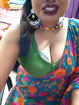 Snapshot of YR-SHIVANI chatting on September 22, 6:01 am YR-SHIVANI online show from September 22, 6:01 am