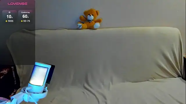 Snapshot of SaraXray chatting on November 2, 1:09 am SaraXray online show from November 2, 1:09 am