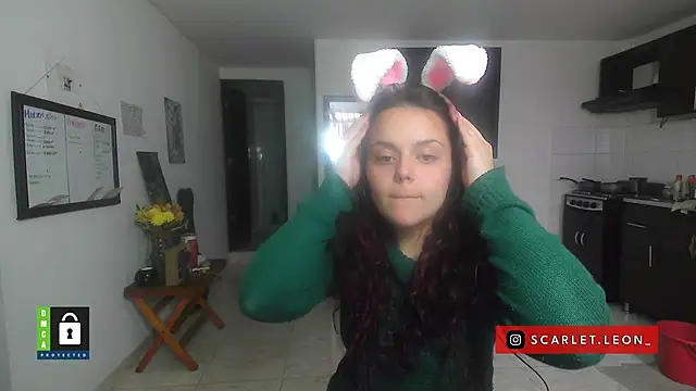 Scarletleon77 online show from March 27, 10:32 pm