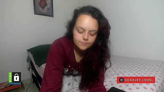 Scarletleon77 online show from March 16, 4:22 pm