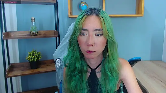 Snapshot of Erika_Stevens chatting on October 9, 11:42 pm Erika Stevens online show from October 9, 11:42 pm