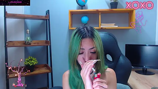 Snapshot of Erika_Stevens chatting on October 30, 2:40 pm Erika Stevens online show from October 30, 2:40 pm