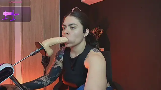  WednesdayFriday  online show from October 6, 11:31 pm