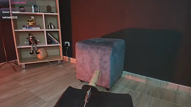  WednesdayFriday  online show from October 5, 10:15 pm