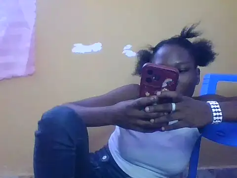 Snapshot of just_nala chatting on October 22, 9:47 am just nala online show from October 22, 9:47 am