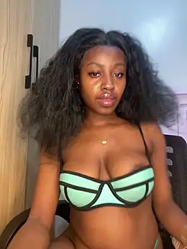 Snapshot of hot_daily chatting on October 8, 12:04 am hot daily online show from October 8, 12:04 am