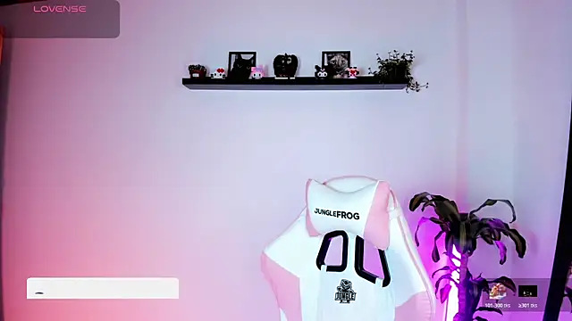 Snapshot of kali_ka_ chatting on October 21, 6:01 pm kali ka  online show from October 21, 6:01 pm