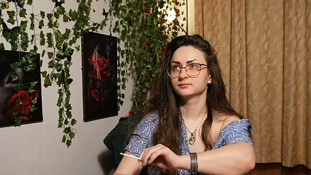 Snapshot of NaughtYHomemadE chatting on October 25, 5:20 pm NaughtYHomemadE online show from October 25, 5:20 pm