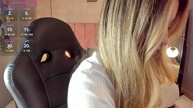 magic fernanda online show from October 14, 9:39 pm