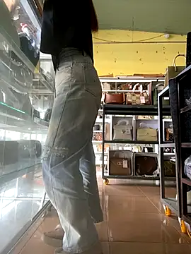 Snapshot of Rosa_998 chatting on October 13, 12:57 am Rosa 998 online show from October 13, 12:57 am