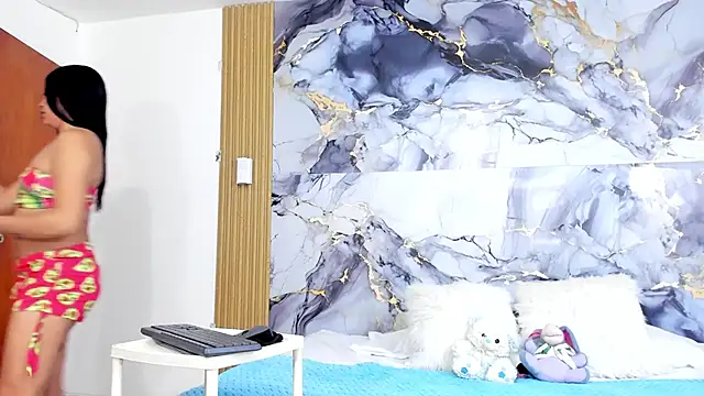 Snapshot of luna_hoott chatting on October 15, 1:36 pm luna hoott online show from October 15, 1:36 pm