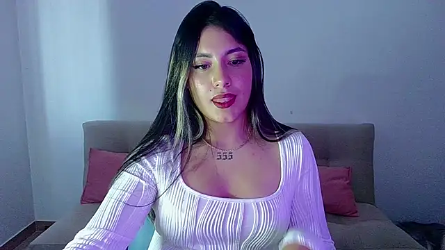 Lia 14  online show from April 7, 10:12 pm