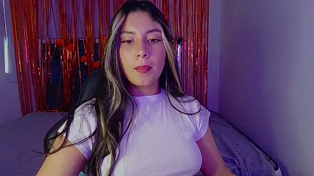 Snapshot of Lia_14_ chatting on November 1, 9:19 pm Lia 14 online show from November 1, 9:19 pm