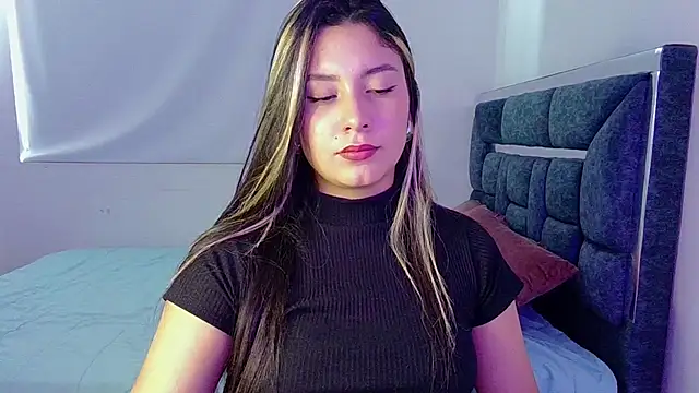 Snapshot of Lia_14_ chatting on October 23, 5:30 pm Lia 14 online show from October 23, 5:30 pm