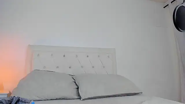 Snapshot of MELISSA_ALVAREZ chatting on September 28, 9:36 am MELISSA ALVAREZ online show from September 28, 9:36 am