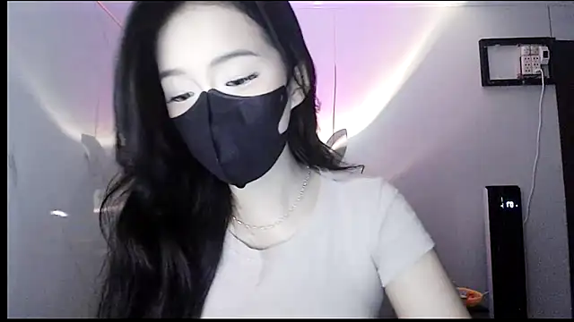 Snapshot of -KathySweet- chatting on October 4, 5:24 am -KathySweet- online show from October 4, 5:24 am