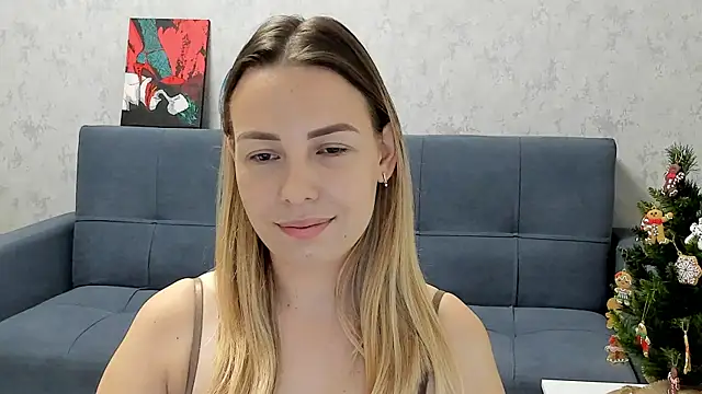 Snapshot of Mia_shy1 chatting on December 2, 8:48 am Mia shy1 online show from December 2, 8:48 am