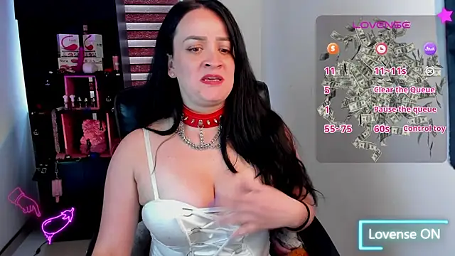 sara goodgirl13 online show from February 12, 7:26 pm